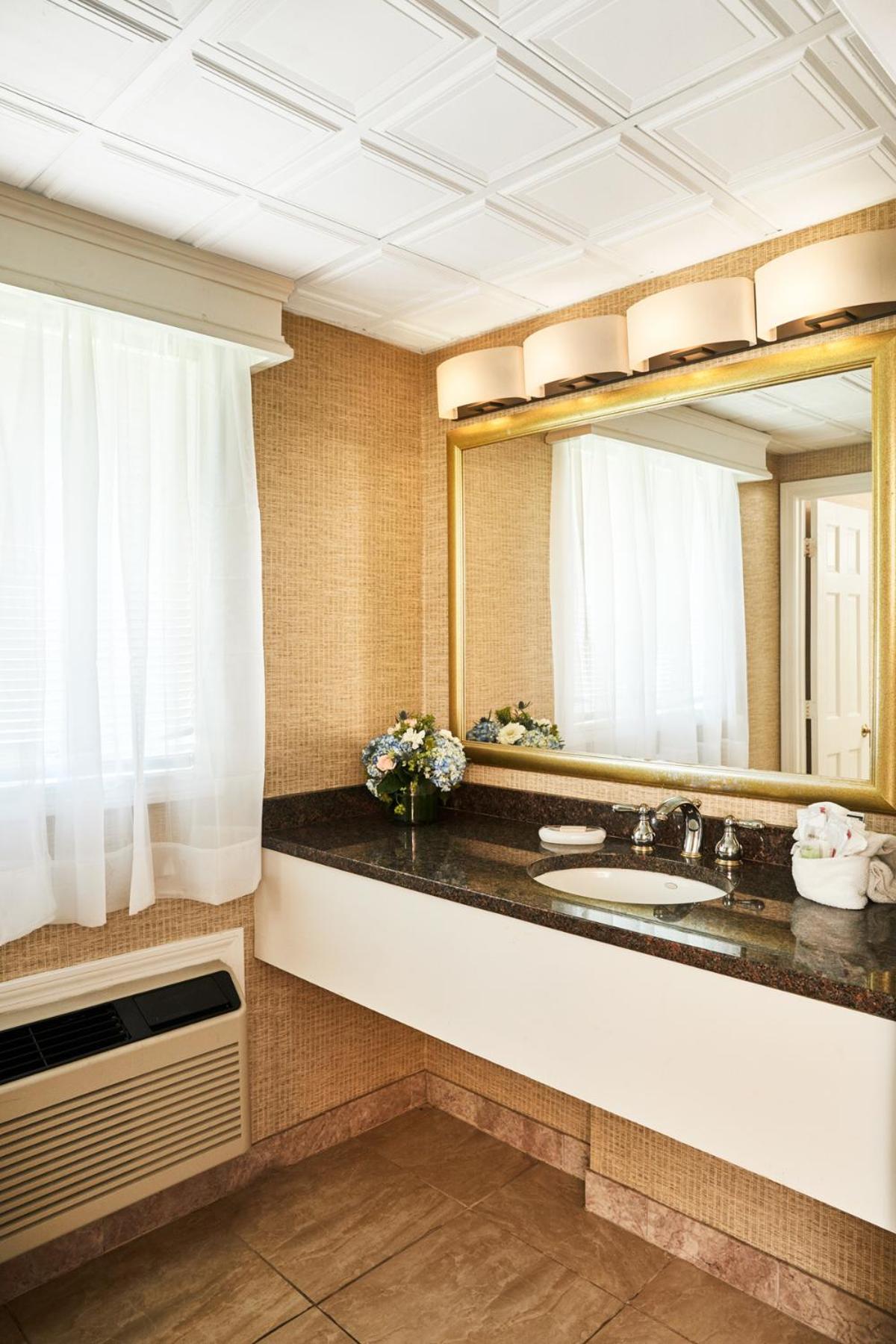 Premium King Room